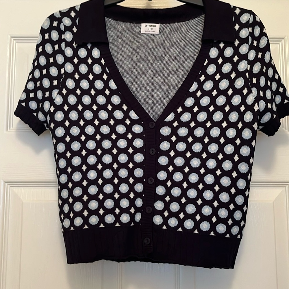 Cotton On crop top sweater navy blue size medium.